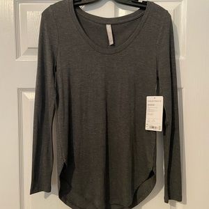 Athleta Cloudlight Stratus top